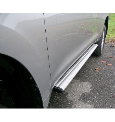 Tubi laterali ovali di protezione alluminio Toyota Land Cruiser 150 5P dal 2009